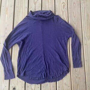 ** 500 Maison Cinqcent Slub Cotton Raw Hem Turtleneck Purple Medium